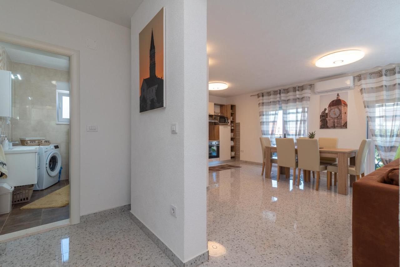 Apartment Gagula With Jacuzzi Трогир Экстерьер фото